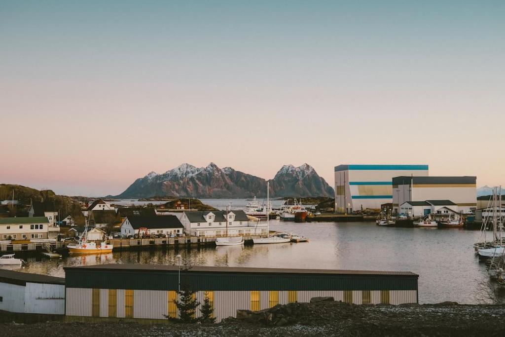 Leilighet I Nybygg Svolvær Esterno foto